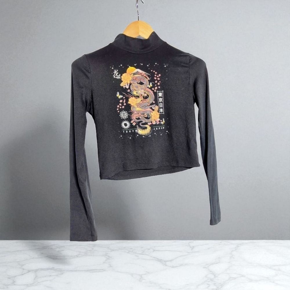 Black Sz L Long Sleeve Crop Top with Dragon Print And Cutout Back Neon Soul